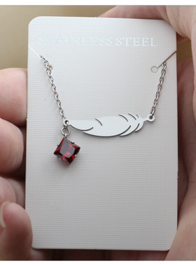 红色钻锁骨项链女生轻奢小众设计高级感2024年新款气质吊坠送女友