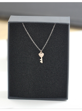 日韩版爱心迷你锁匙项链女玫瑰金锁骨琏彩金吊坠百搭钛钢饰品包邮