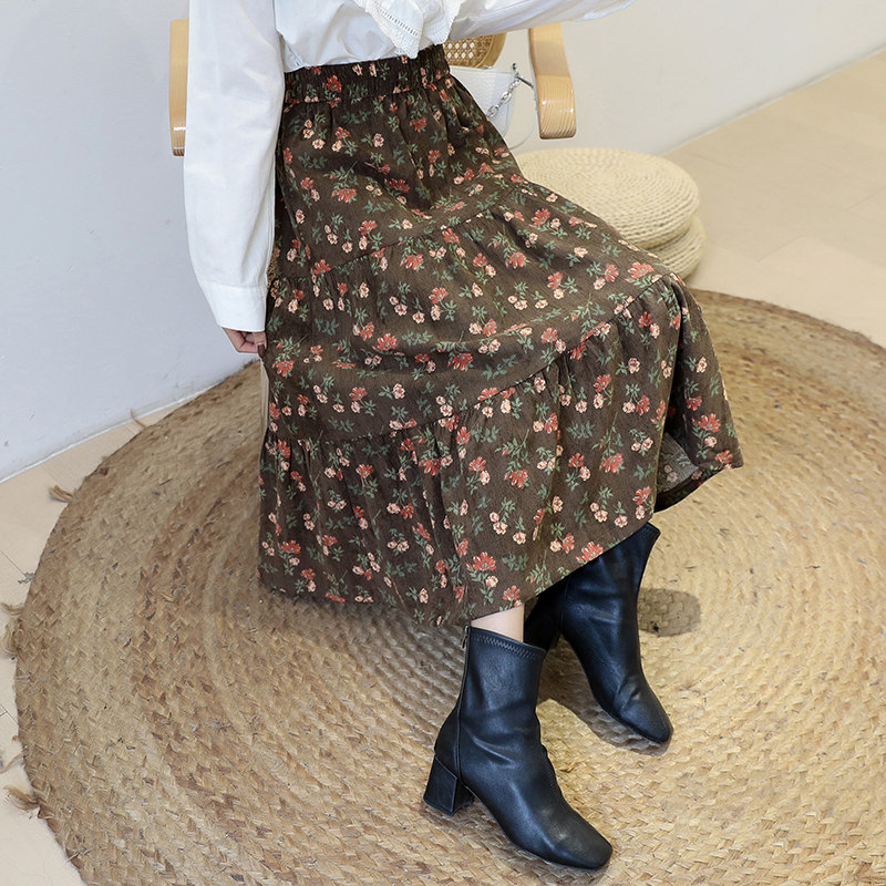 碎花2021秋冬新爆款灯芯绒配半身裙 特尚莱菲半身裙