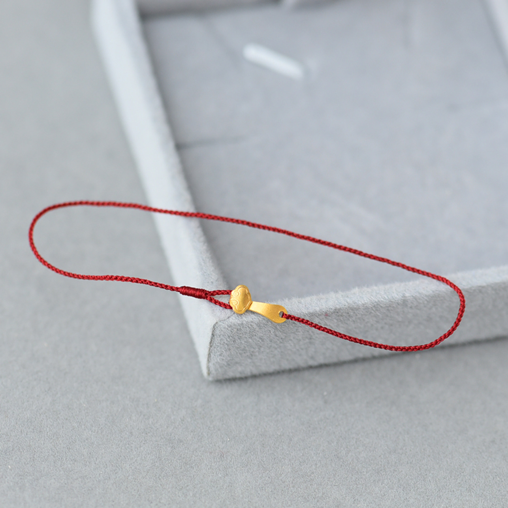 足金999小如意黄金转运珠纯手工编织0.3mm极细四股辫红绳手链脚链,淘宝优惠券,粉丝福利购,淘宝优惠卷