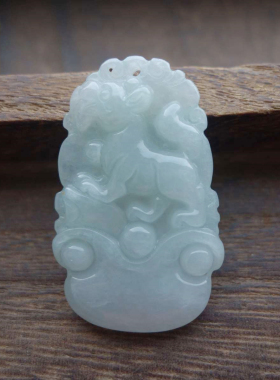 清仓特价保真天然翡翠生肖吊坠