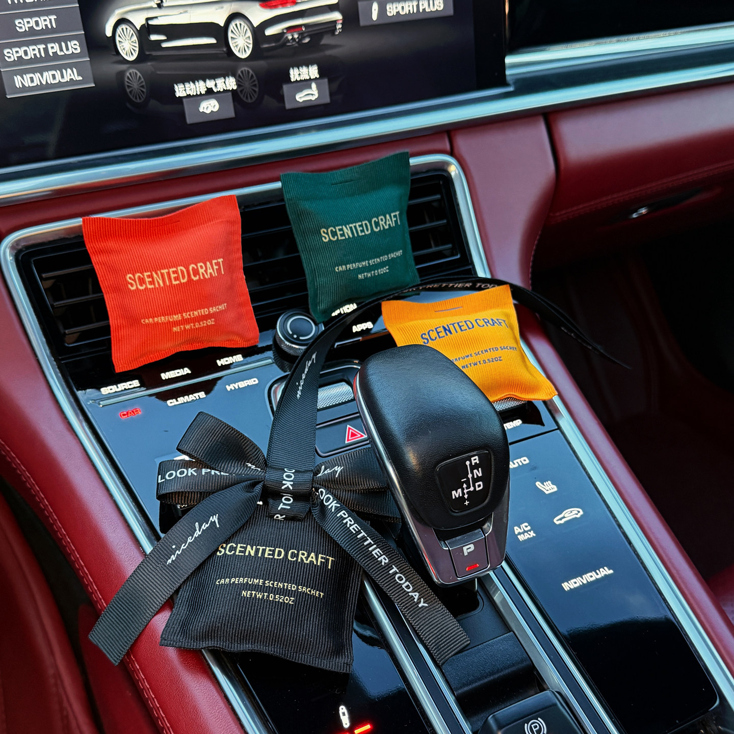 车载香薰挂件车内除异味后视镜挂饰香水持久淡香氛高级出风口香包,淘宝优惠券,粉丝福利购,淘宝优惠卷