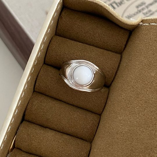 Dos piezas de anillos abiertos versátiles para mujer, anillos S925 de amor de plata rotos elásticos modernos y personalizados apilados por celebridades de Internet