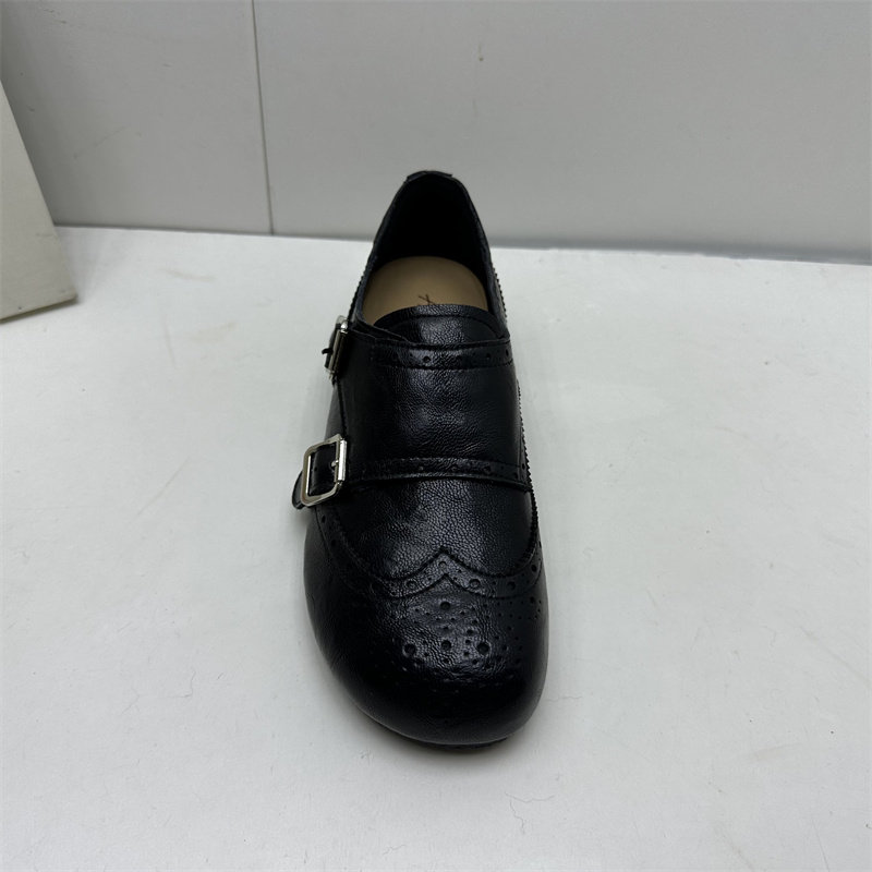 2026春季新款英伦风布洛克乐福鞋圆头皮带扣平底百搭复古女单鞋,淘宝优惠券,粉丝福利购,淘宝优惠卷