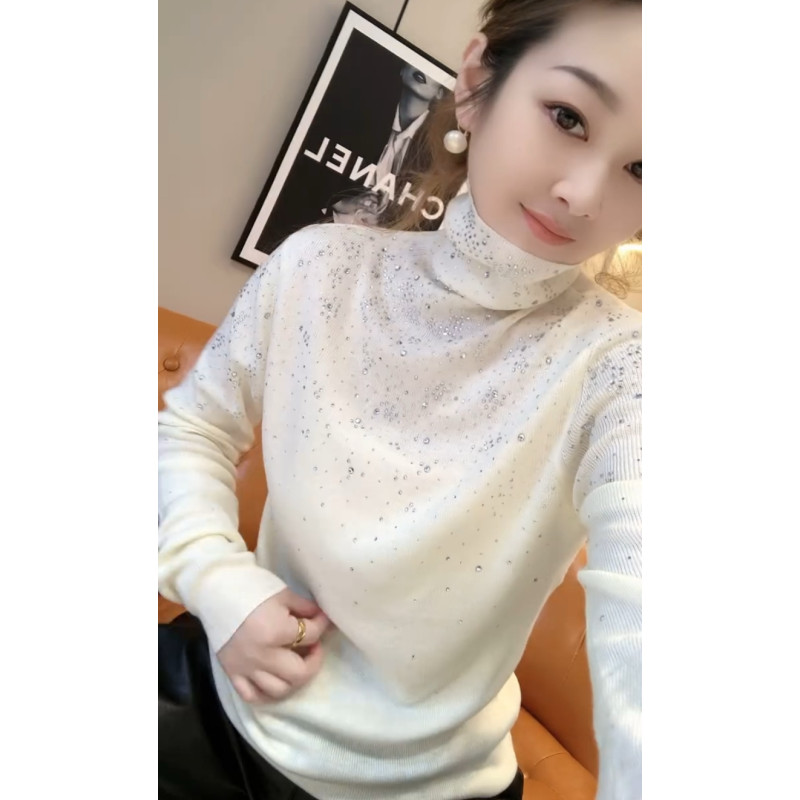 秋冬款修身高领针织衫长袖女欧货重工烫钻内搭毛衣打底衫洋气上衣 - 图1