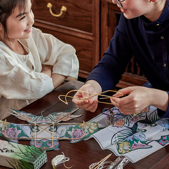 Traditional intangible cultural heritage paper kite DIY material package