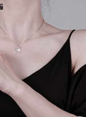 ECETOWIH新款s925银莫桑钻吊坠蝴