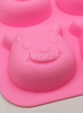 维尼小熊硅胶模具DIY手工香模型宝宝辅食蒸煮模耐高温冰格单格50g