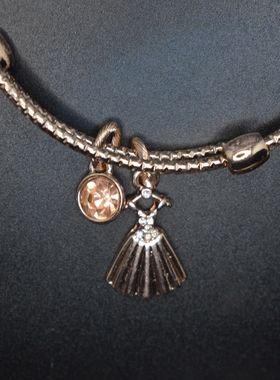 中古饰品首饰2017年MARY KAY周年庆杂志款手镯 可调节圈口 不退换