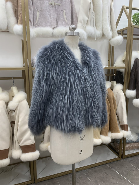 001 New raccoon fur encrypted thickened double-sided woven clothes fashionable women's versatile 50 styles long sleeves