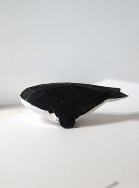 手工木雕小摆件小鲸鱼