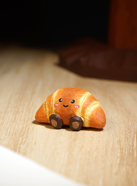 “牛角包”手工木雕小摆件可爱卡通面包工位桌面解压创意学生礼物