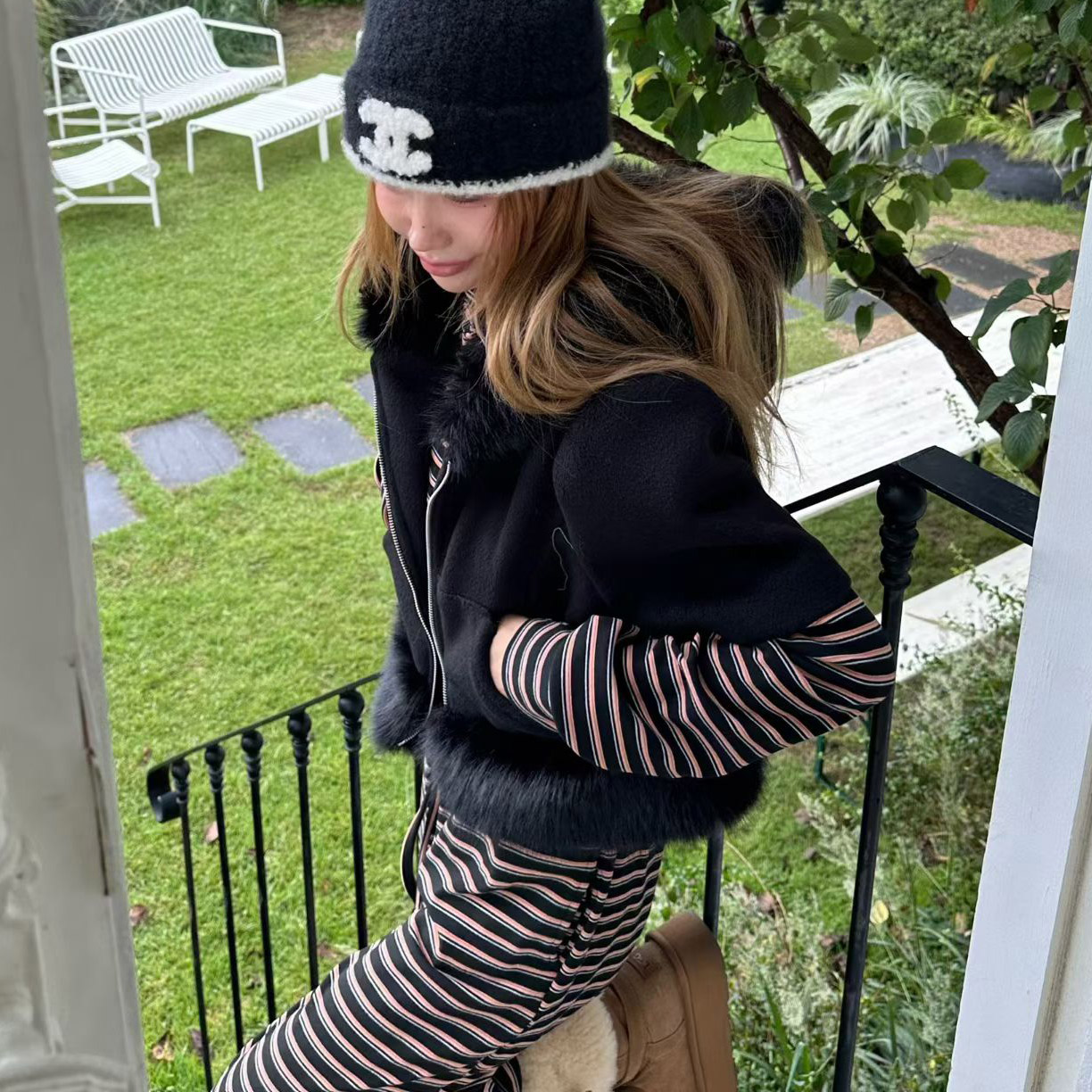 韩国东大门洋气毛毛领连帽拉链短款毛呢外套女短袖开衫保暖夹克 - 图2