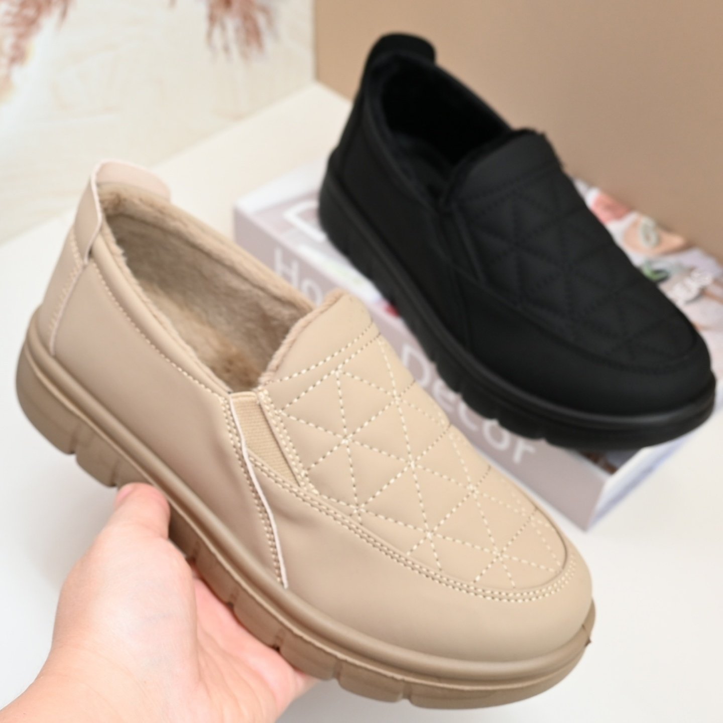 25冬季老北京薄绒棉鞋女妈妈鞋时尚洋气平底一脚蹬百搭保暖二棉鞋,淘宝优惠券,粉丝福利购,淘宝优惠卷