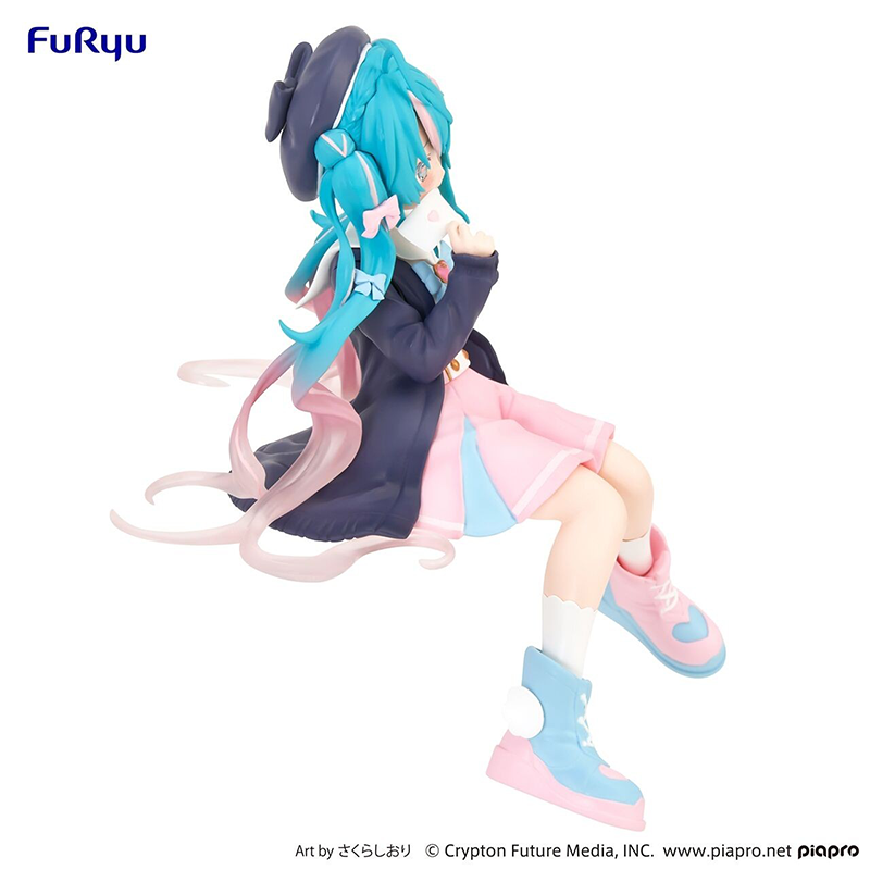 FuRyu VOCALOID初音未来爱心水手服泡面压景品手办桌面摆件-图0