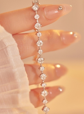 925银莫桑石手链叠戴 星河灿烂满钻轻奢精致高级纯银莫桑钻手链女