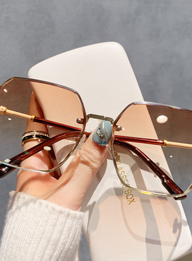 新款墨镜女高级感夏防晒无框切边大脸显瘦渐变太阳镜防紫外线开车