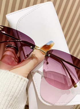 新款无框切边方形太阳镜时尚潮流高清防紫外线显瘦墨镜女字母街拍