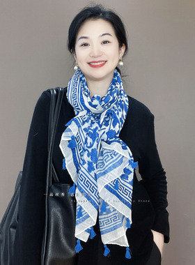蓝色青花瓷棉麻围巾女春秋薄款时尚百搭护颈高级感围脖披肩丝巾