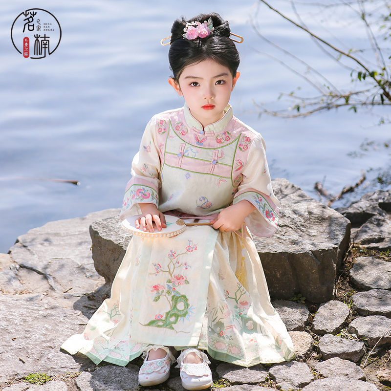 汉服女童春装宝宝中国风格格服套装儿童刺绣马面裙女孩超仙两件套 - 图2