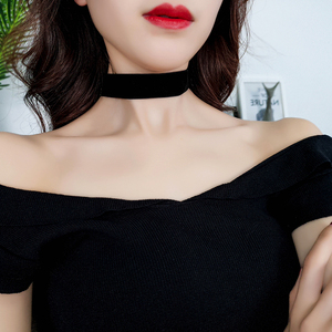 复古黑色丝绒项链choker