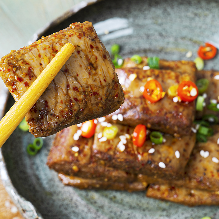 新疆手撕素肉豆制品素豆干零食特小吃香辣五香麻辣烧烤4口味袋装