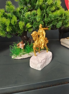 战神铁木真成吉思汗项羽骑马战神文创礼品车载摆件头盔饰品摆件