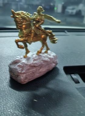 西楚霸王项羽骑马旅游纪念品宿迁旅游纪念品项王故里雕像车载摆件
