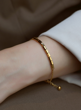 ZOXI钛钢不掉色小方块手链女生