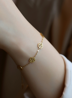 ZOXI不掉色玫瑰花手链轻奢小众女