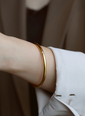 ZOXI素圈古法沙金手镯轻奢小众女