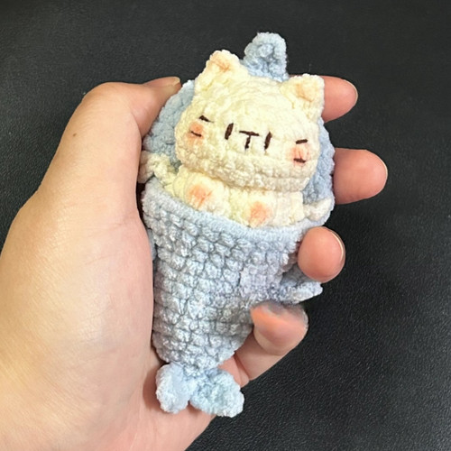 鲨鱼小猫玩偶手工diy钩针编织材料包毛线钩织自制挂件钥匙扣礼物 - 图0