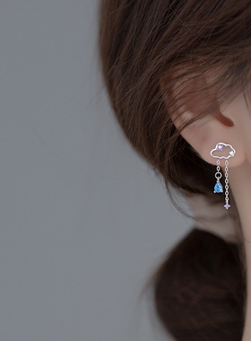 MaroMeko彩色闪钻云朵雨滴耳环