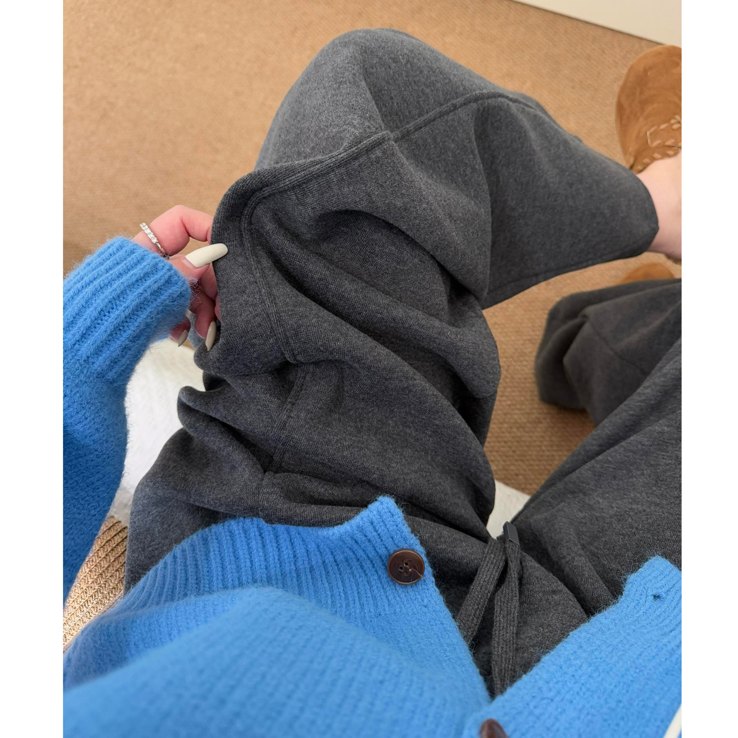 加绒加厚弯刀休闲阔腿裤女大码秋冬胖妹妹宽松显瘦慵懒感直筒长裤,淘宝优惠券,粉丝福利购,淘宝优惠卷