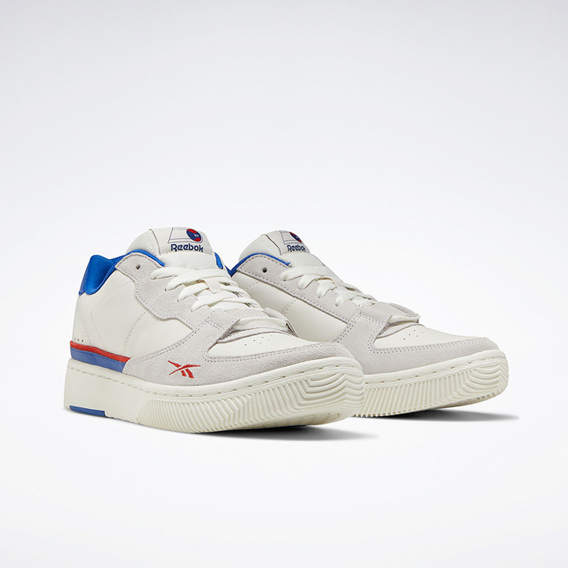  reebok板鞋/休闲鞋