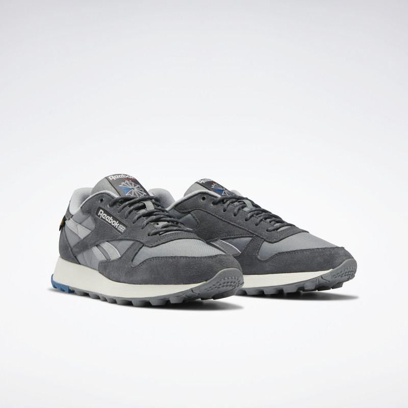  reebok板鞋/休闲鞋