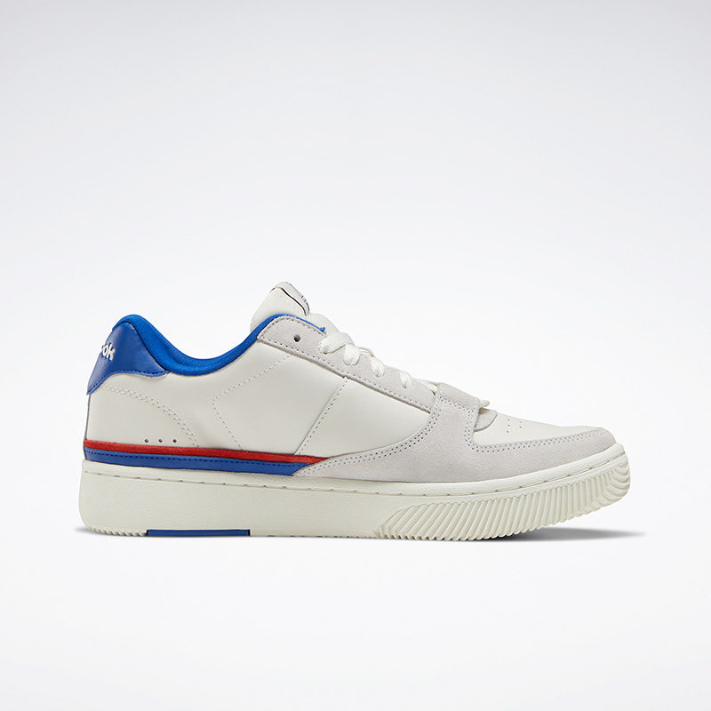 reebok板鞋/休闲鞋