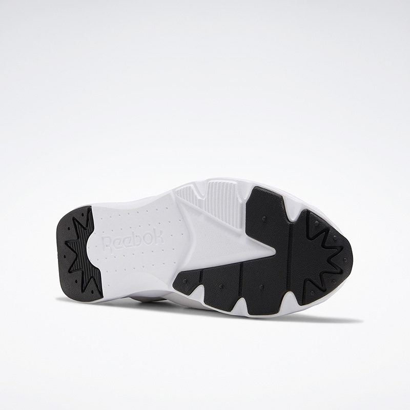  reebok板鞋/休闲鞋
