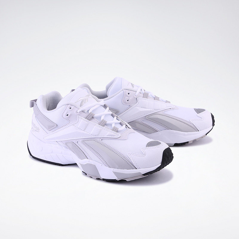  reebok板鞋/休闲鞋