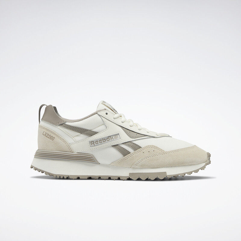 reebok板鞋/休闲鞋