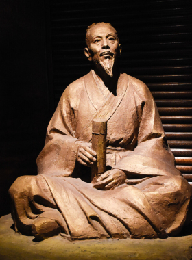 玻璃钢铸铜人物祖冲之雕像