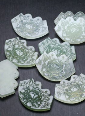 33x49mm天然岫玉牡丹花吊坠 DIY古风璎珞压襟毛衣链配饰