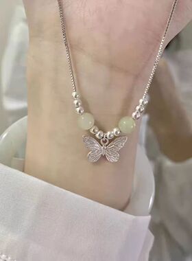 新中式玻璃蝴蝶项链2025新款爆款清冷风玉吊坠轻奢高级感锁骨链
