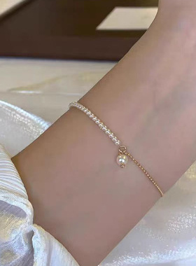 极细小珍珠简约气质手链女时尚个性ins风轻奢小众设计感精致手饰