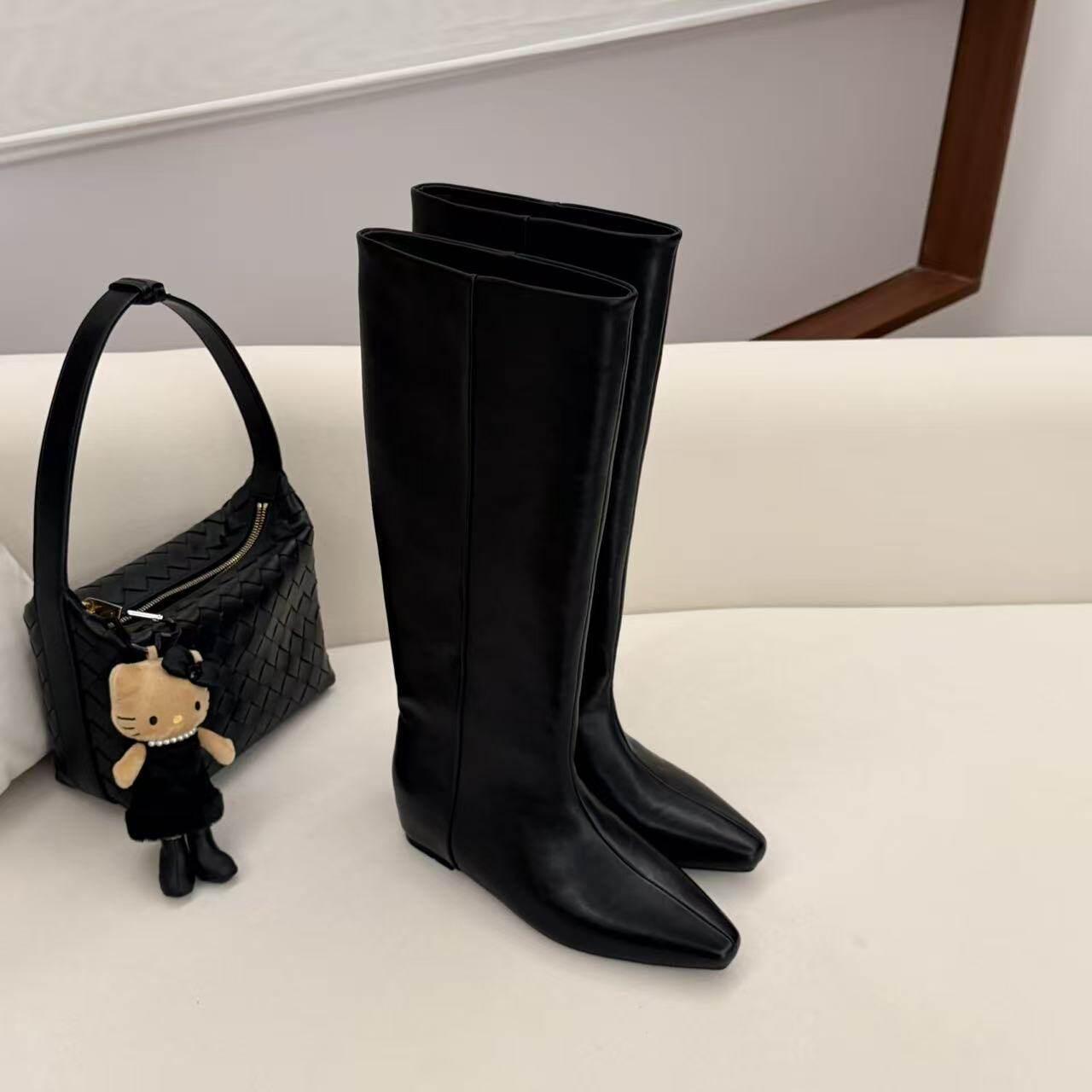 H55女鞋一眼万年2025新款轻法式尖头低跟大筒围抓绒冬季瘦瘦靴,淘宝优惠券,粉丝福利购,淘宝优惠卷