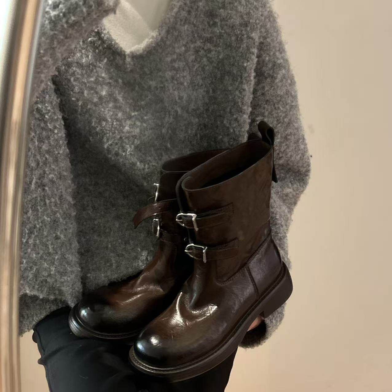 H55女鞋雅2025秋冬新款英伦风中筒百搭时尚短靴沁色双帕扣骑士靴,淘宝优惠券,粉丝福利购,淘宝优惠卷