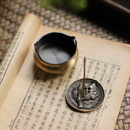 Антикварная бронзовая маленькая курильница для благовоний, аромалампа из сандалового дерева