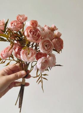 新款仿真小茶花家居餐桌装饰花摆设仿真迷你露莲花束成品洋牡丹