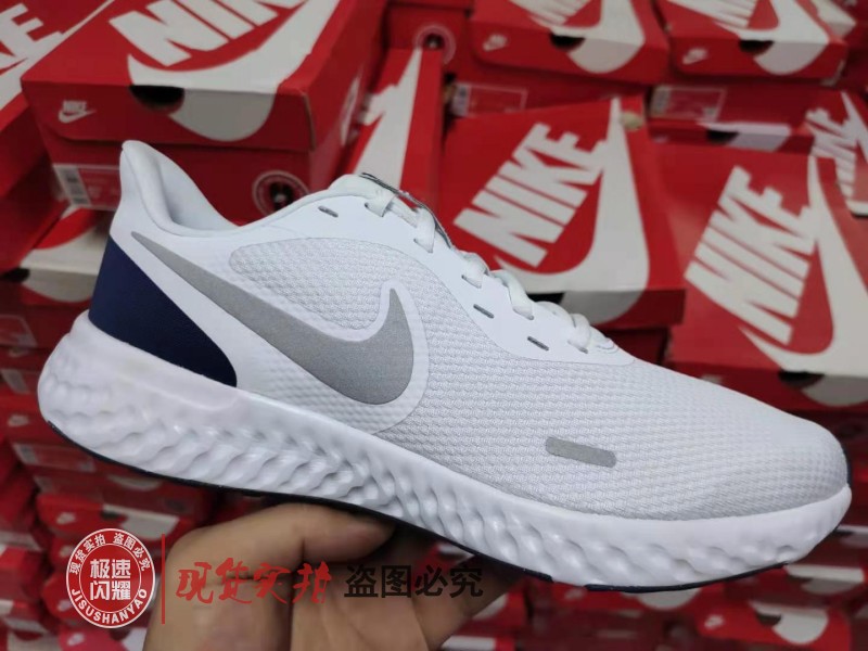 Nike 男子透气轻便缓震耐磨运动跑步鞋 BQ3204-102-400-003-100 - 图3