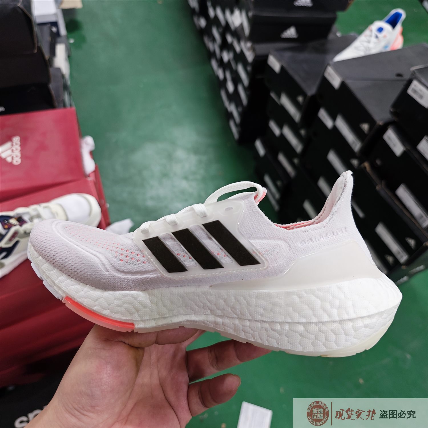 Adidas/阿迪达斯 ULTRABOOST UB大童女跑步运动鞋FZ2929 S23840 - 图3